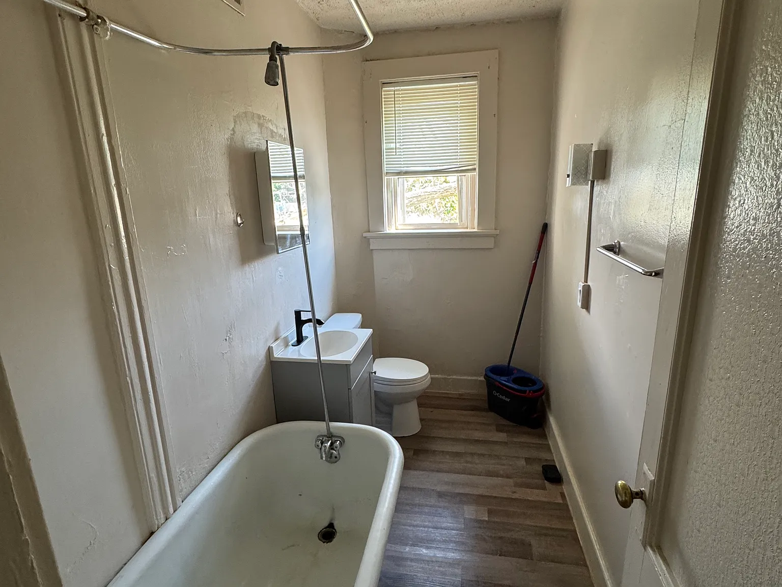 1 bed, 600 sqft, $800 — Photo 2