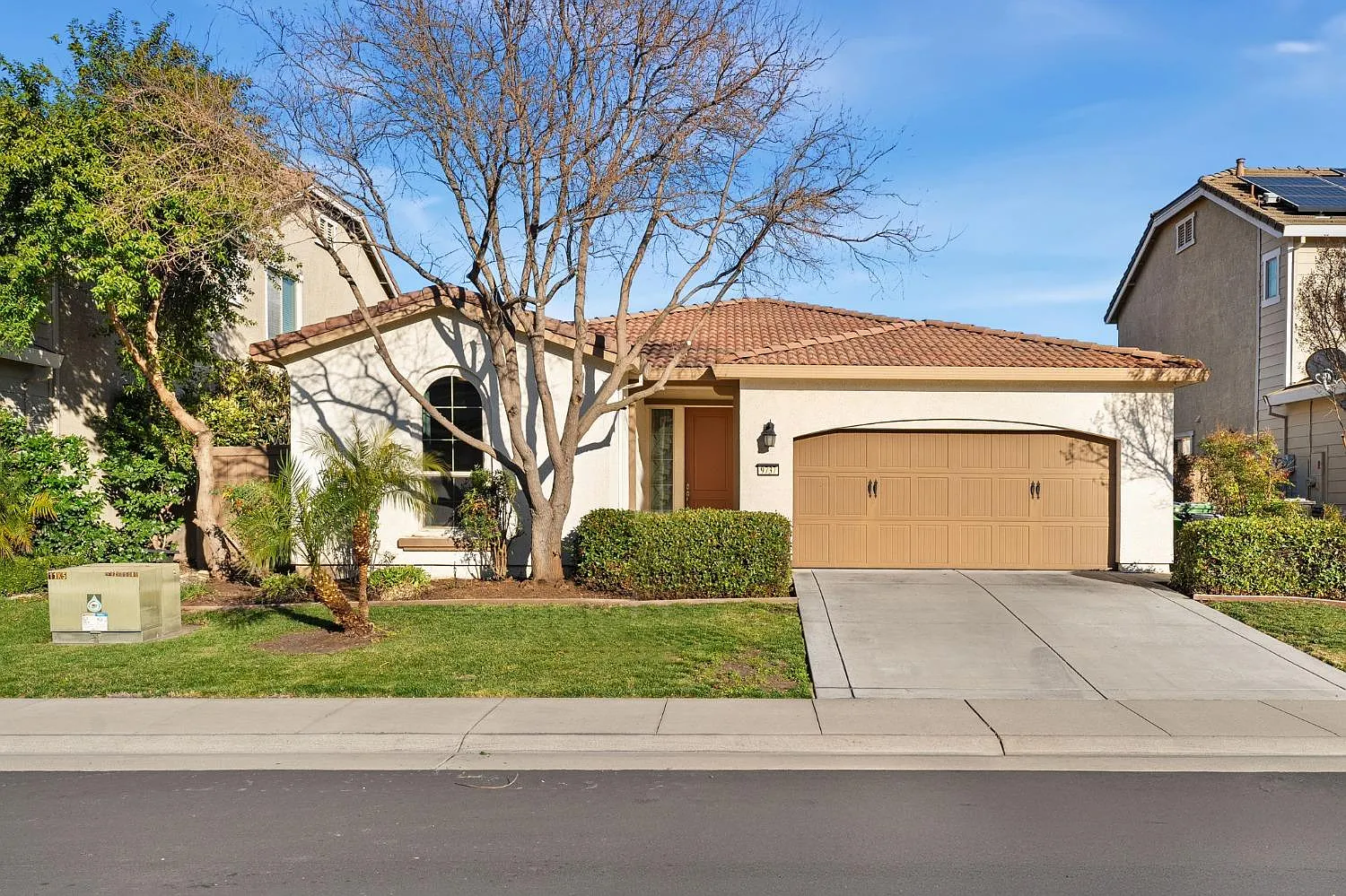 9737 Caneria Way photo 1