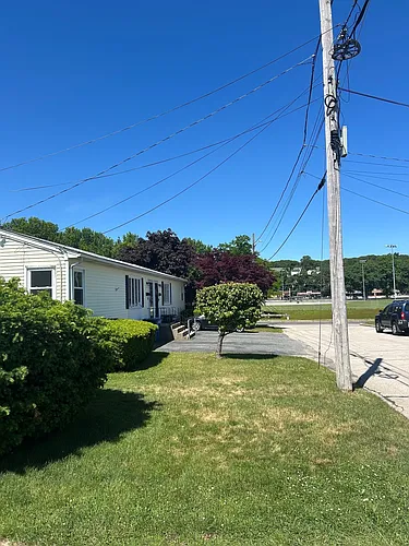 5 Briggs St Photo 1