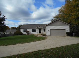 1136 Cooper Ct, Jackson, MI