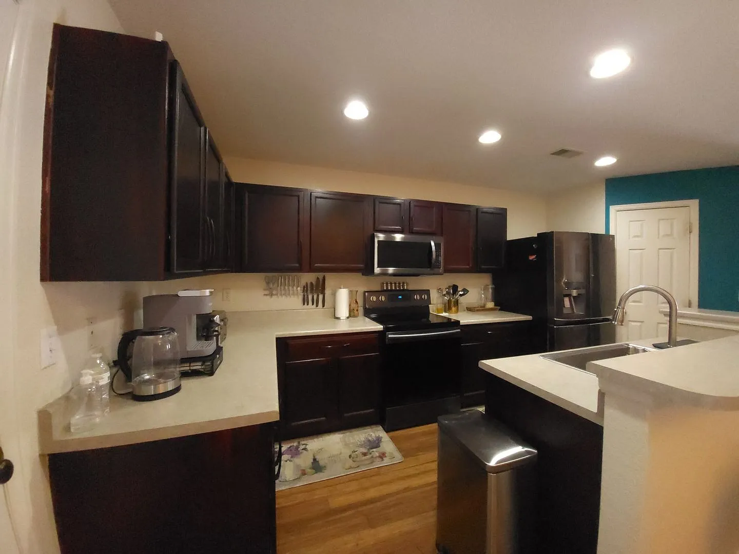 Eco-Friendly 3BR Townhome in Denver — Photo 1