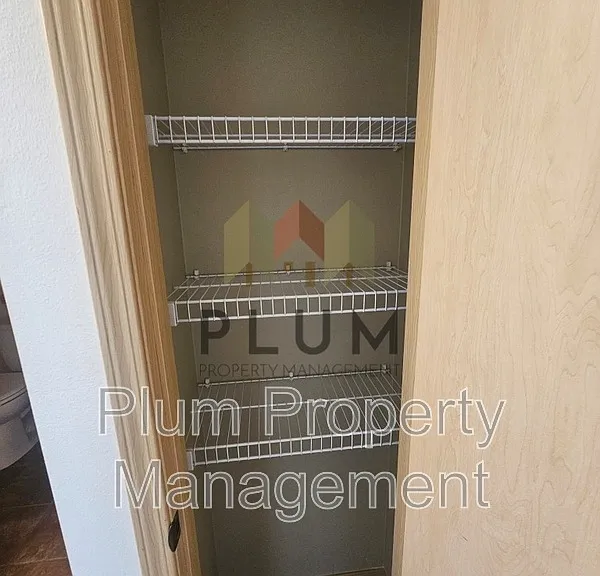 917 Discovery Way — Photo 11