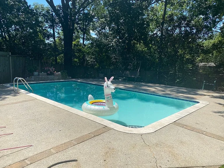615 W Meade Dr — Photo 4