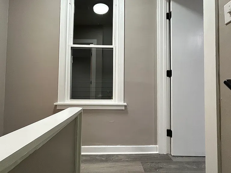 521 Franklin Ave — Photo 11