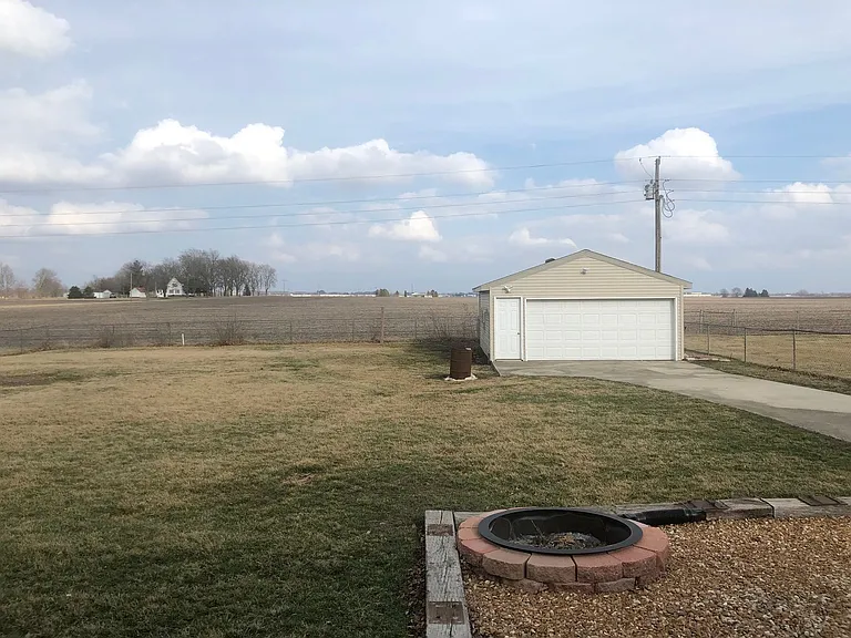 9937 N 1250 East Rd — Photo 13