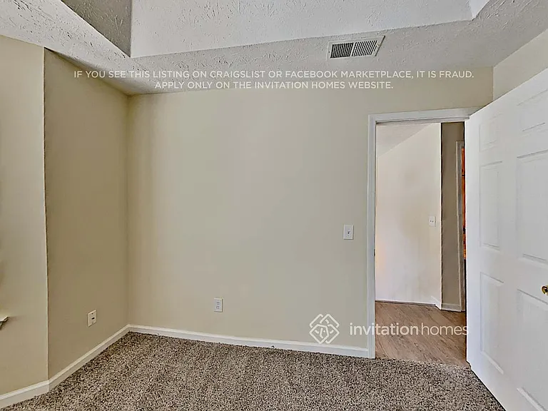 2802 Crestworth Ln — Photo 18