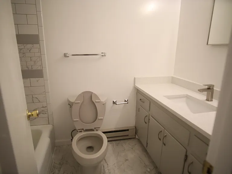 811 Springwood Ave #1 — Photo 16