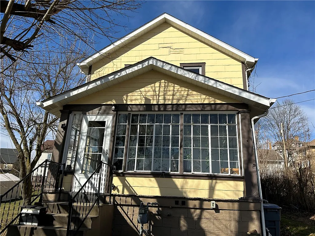 77 Leet St photo 1