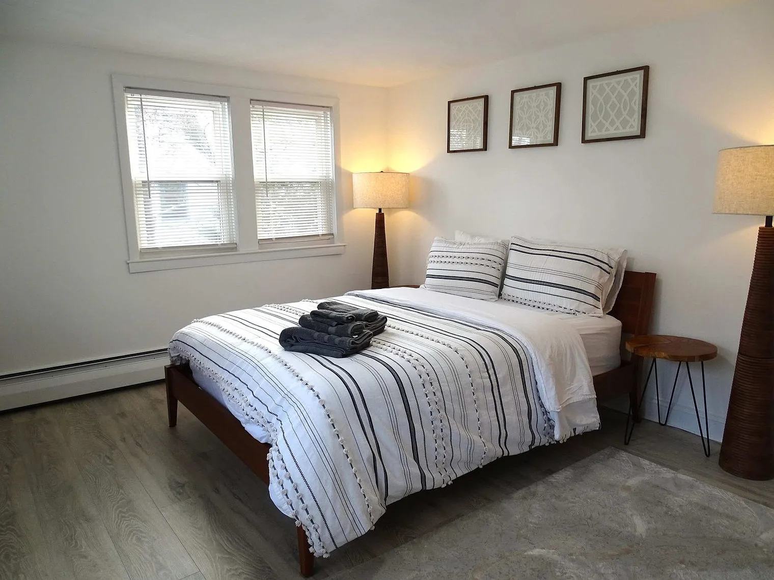 3 bed, 1.0 bath, 1097 sqft, $3,480 — Photo 4