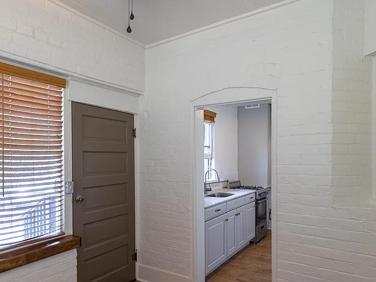 506 S 5th Ave #2 — Photo 4