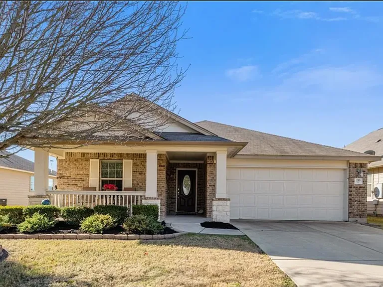 255 Drystone Trl — Photo 1
