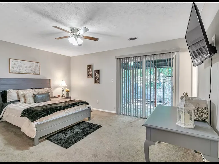 5121 Martins Crossing Rd — Photo 7