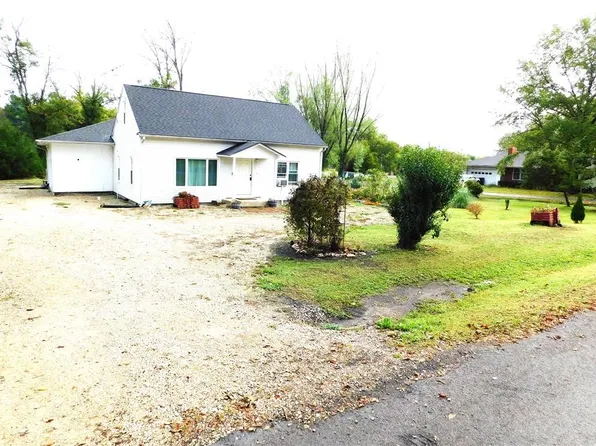 210 E Arctic St, Kingsville, MO 64061