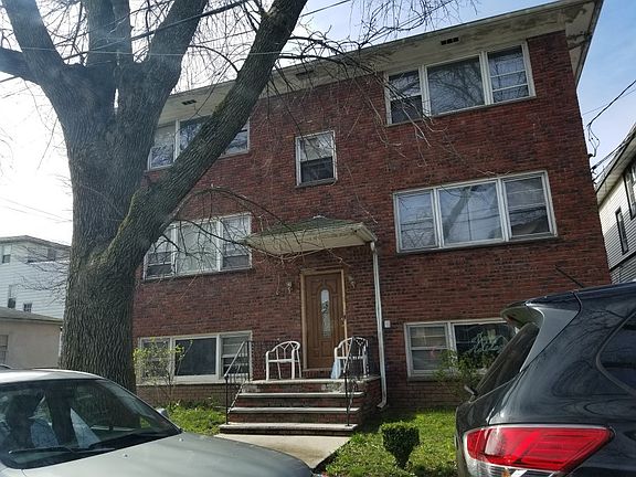 2nd image of 9 Bachman Pl