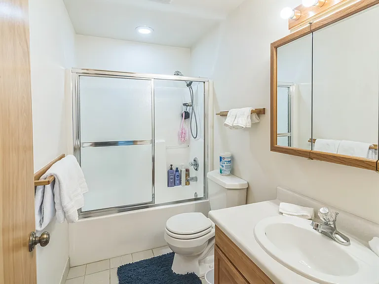437 W Garnet Ave — Photo 11