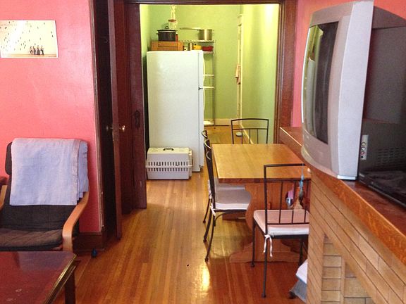 2nd image of 1406 C St APT 2