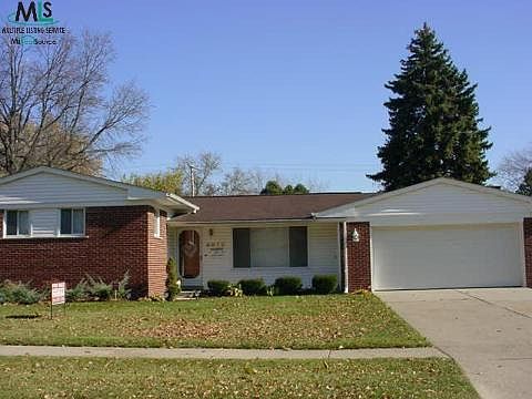 1st image of 9070 E Riverdale