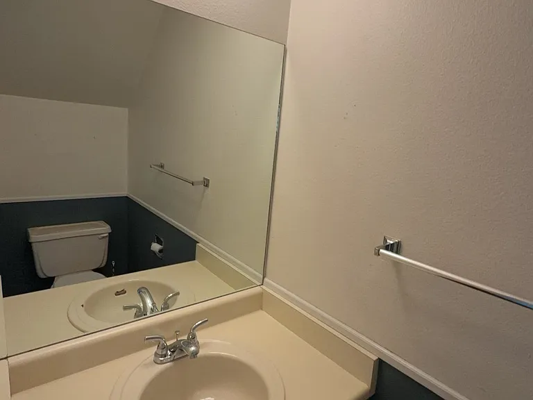 954 Brant Hollow Ct — Photo 8
