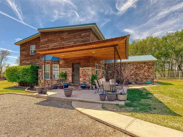 811 S State Ave, Elk City, OK 73644