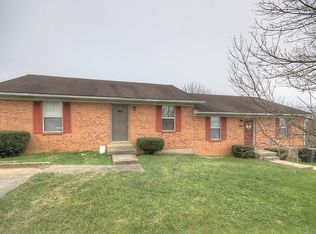775 Country Club Ct, Winchester, KY 40391