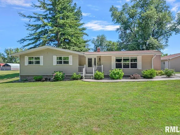 898 W Fisher Rd, Cantrall, IL 62625