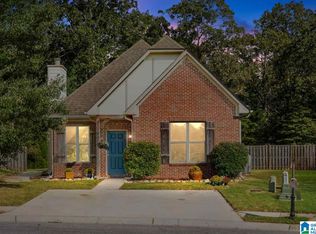 1069 Savannah Ln, Calera, AL 35040