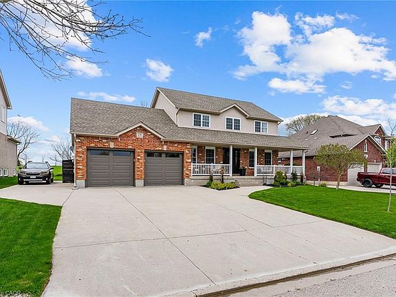 3rd image of 28 Rhine Meadow Rd