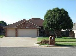 Home for Sale in Oklahoma City, Oklahoma $144,900