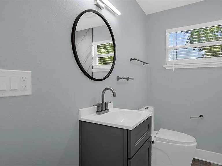4521 Edgewater Dr #3 — Photo 11