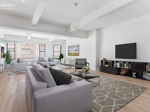 4th image of 34 E 30th St APT 3