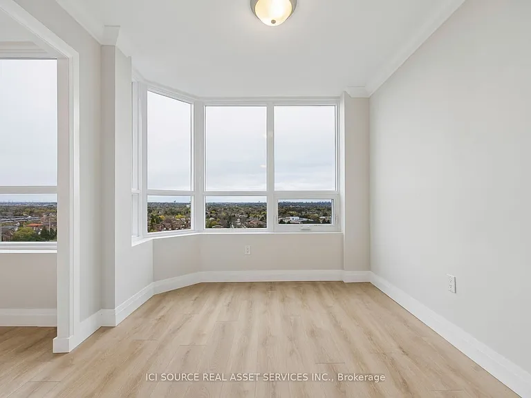 7601 Bathurst St #1003 — Photo 18