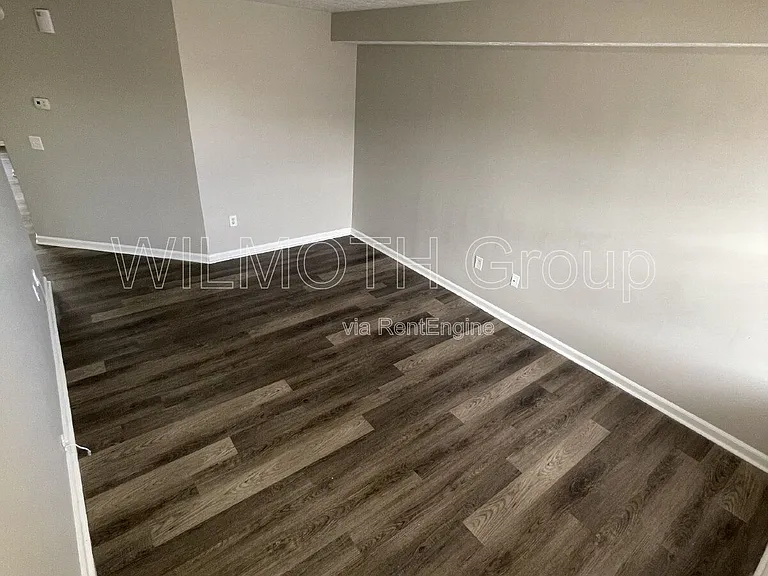 7756 Mountain Stream Way — Photo 2