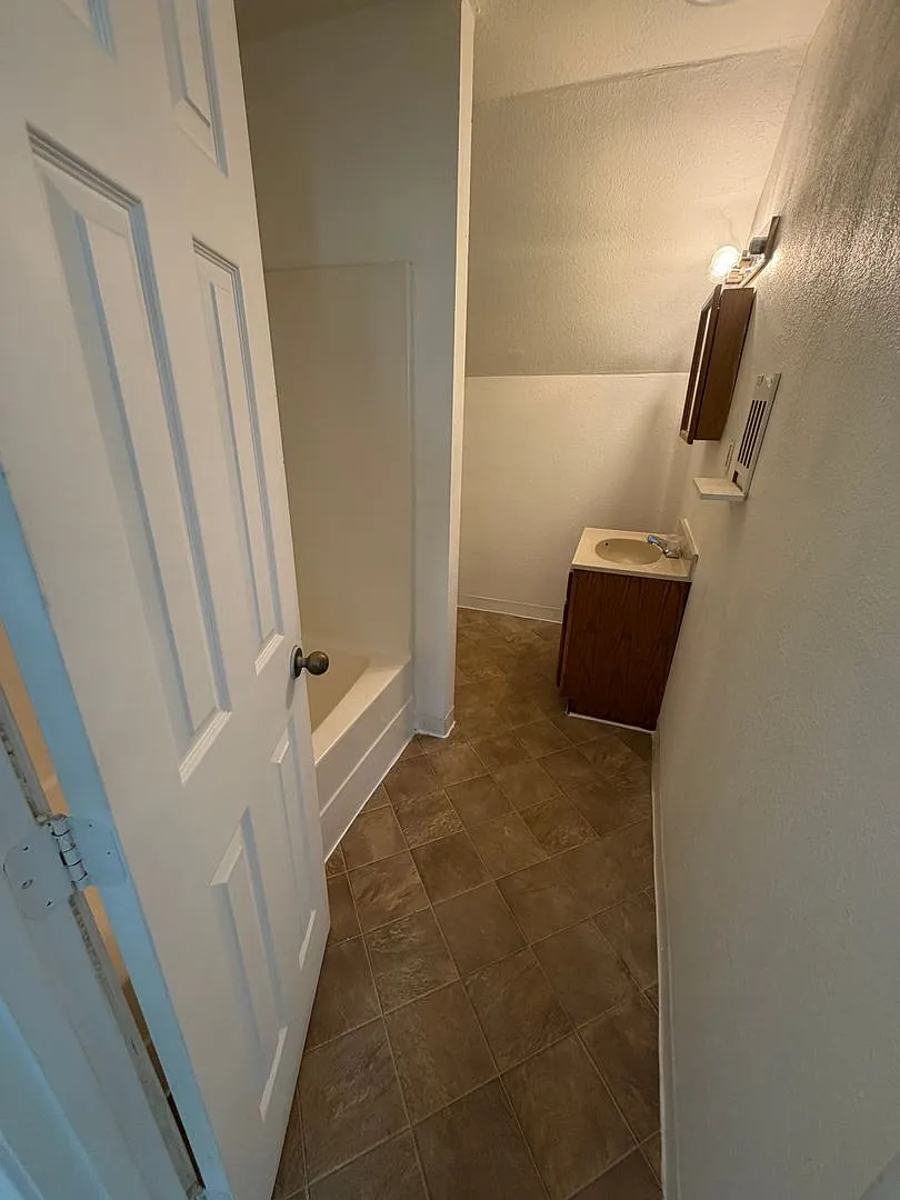 420 Cherry Street — Photo 4