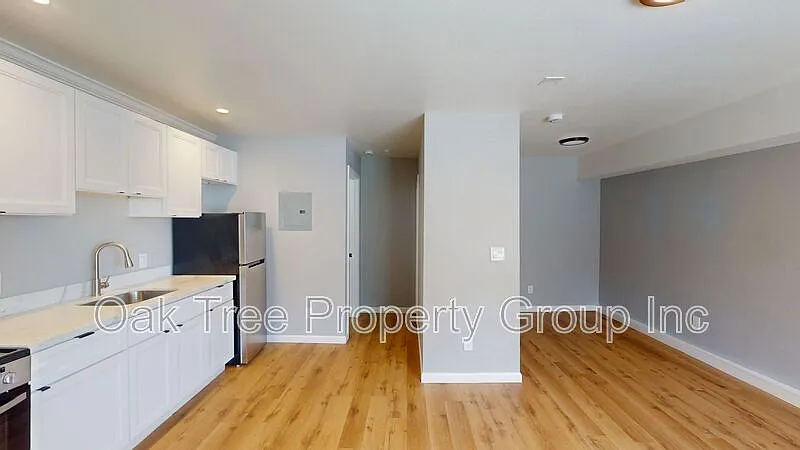 Building Photo - 6500 Foothill Blvd #I