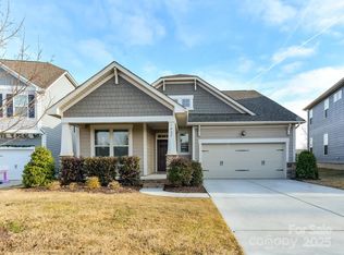 1037 Paddington Dr, Indian Trail, NC 28079