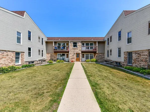 N114W16700 Crown DRIVE #4, Germantown, WI 53022