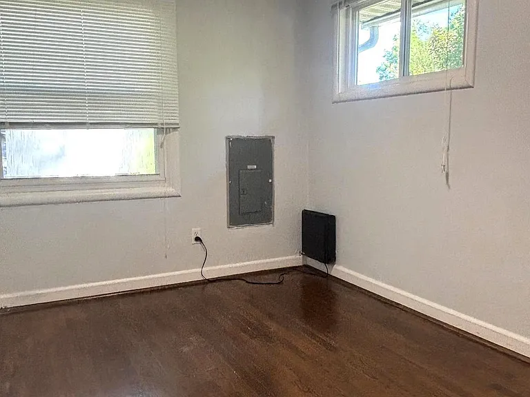 5702 Denfield Rd — Photo 16