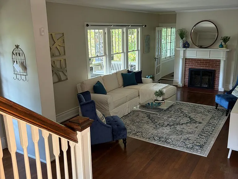 2717 Caldwell Ave S — Photo 20
