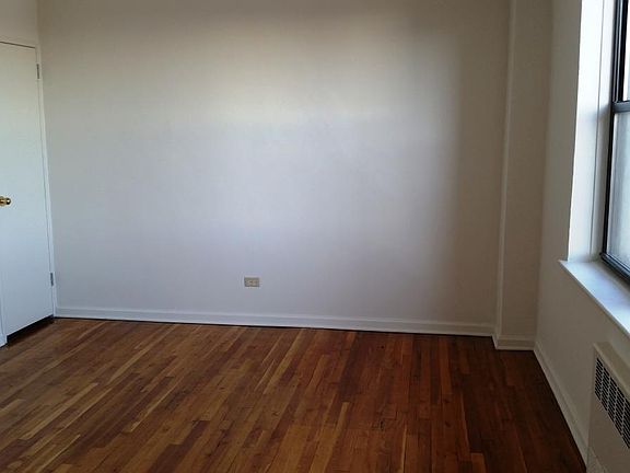 4th image of 2255 Benson Ave APT 6L