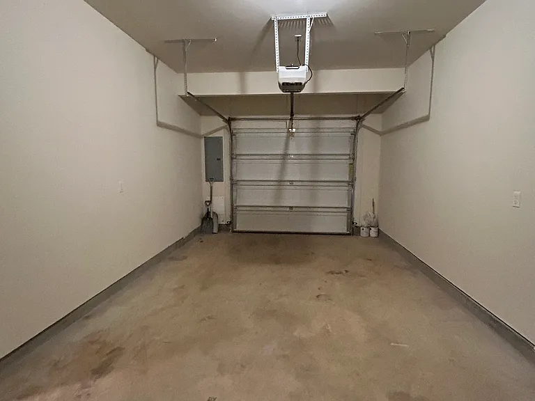 1963 Chloe Cir — Photo 13