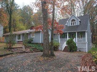 13 Little John Rd, Chapel Hill, NC 27517