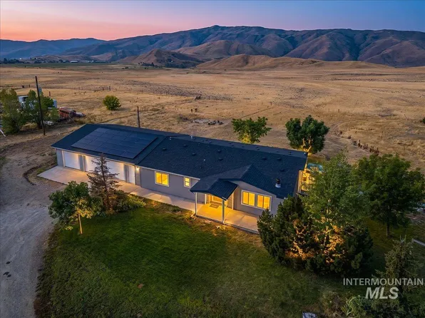 56 Jerusalem Rd, Horseshoe Bend, ID 83629