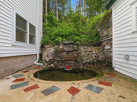 5th image of 3585 Fairyland Rd
