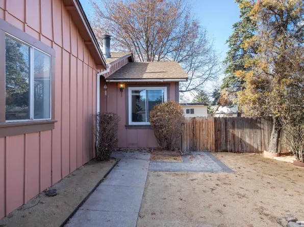 6605 Peppermint Dr, Reno, NV 89506