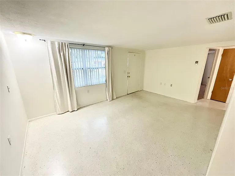 4810 Flora Ave — Photo 5