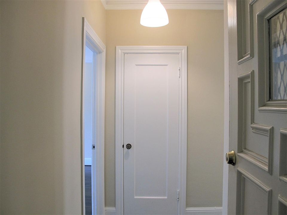 1st image of 75 Dolores St APT 6