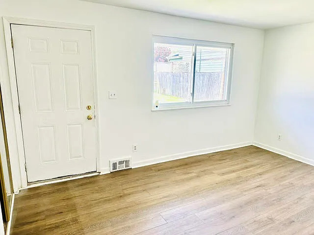 288 North Ave #6 — Photo 7