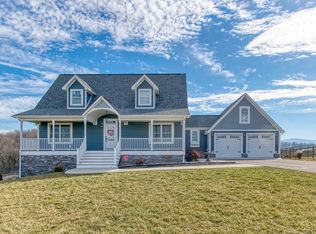490 Tremough Dr, Wytheville, VA 24382