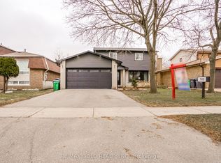7632 Netherwood Rd, Mississauga, ON L4T2P1
