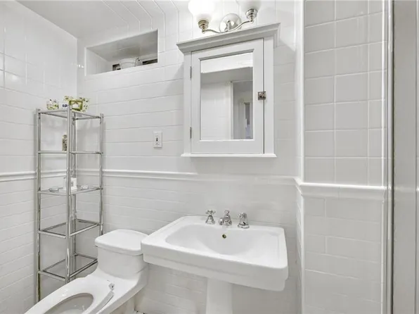 2114 Avenue N image 23 of 24